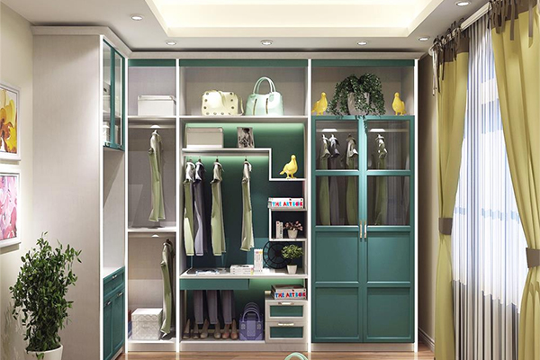 納維亞時光衣帽間